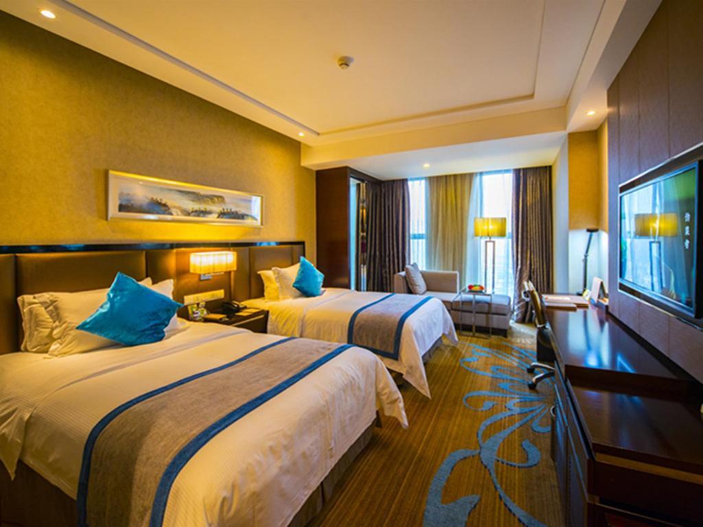 Chengdu Rising Butterfly Hotel Bagian luar foto