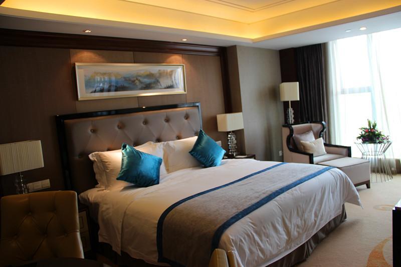 Chengdu Rising Butterfly Hotel Bagian luar foto
