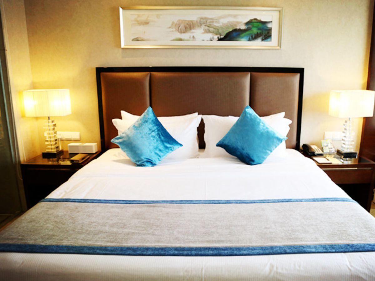 Chengdu Rising Butterfly Hotel Bagian luar foto